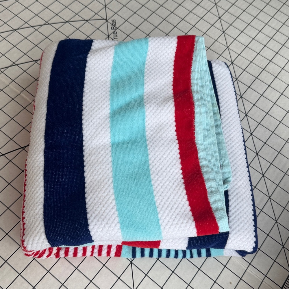 Kassa Beach Collection Striped 100% Cotton Towel – 68” x 32” Red, Navy & Aqua